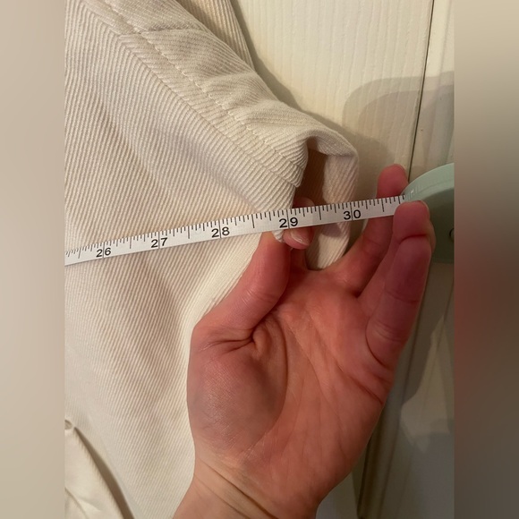 Elegant Cream H&M Trench Coat - Picture 7 of 14